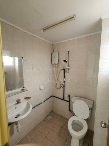 Condominium for Rent at D'aman Crimson - Ivan Kok - Bathroom - PropertyGuru.com.my