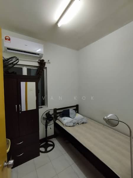 Condominium for Rent at D'aman Crimson - Ivan Kok - Bedroom - PropertyGuru.com.my