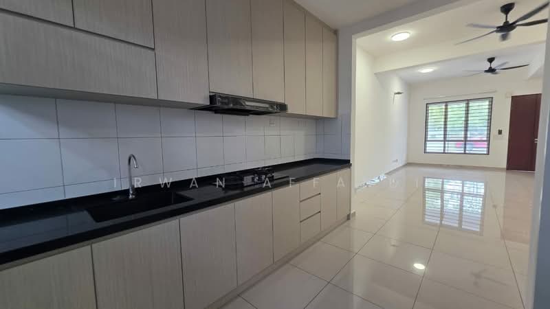 2-storey Terraced House for Sale in Bandar Rimbayu (Telok Panglima Garang) - Irwan Affandi - PropertyGuru.com.my