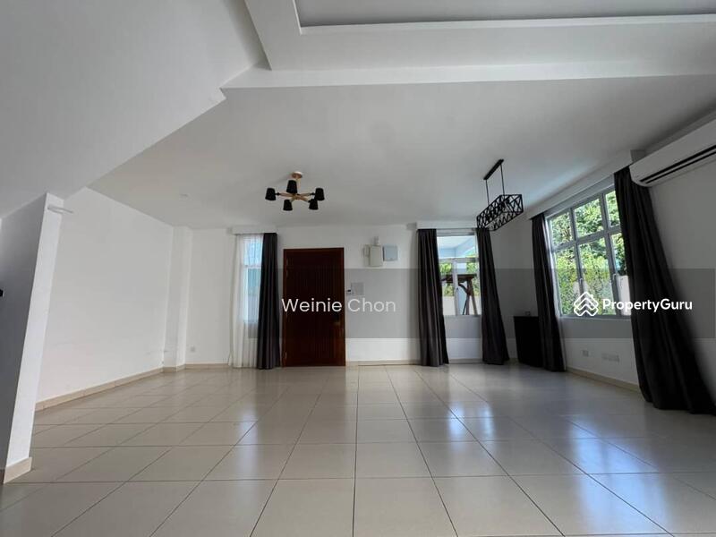 For Sale - Eroca Hill Kulai Kelapa Sawit