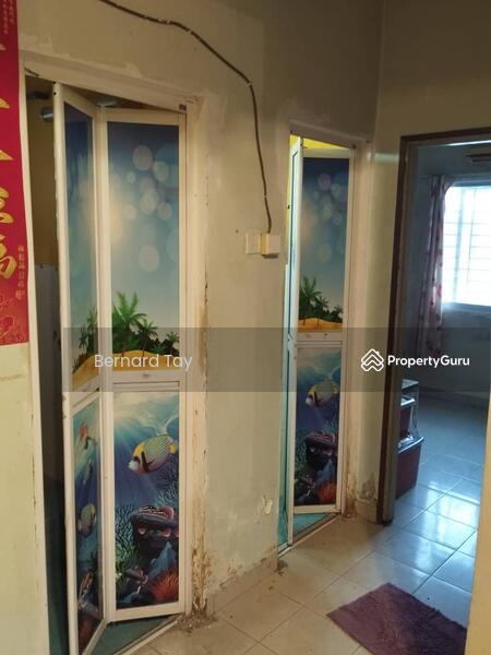 Untuk Dijual - Puchong Utama Court 1