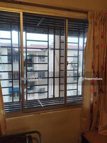 Untuk Dijual - Puchong Utama Court 1