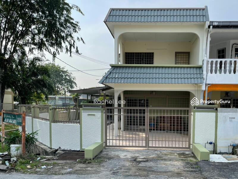 Untuk Dijual - Terrace house at Taman Sri Muda