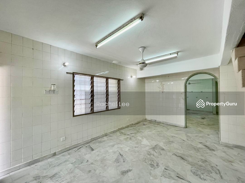 Untuk Dijual - Terrace house at Taman Sri Muda