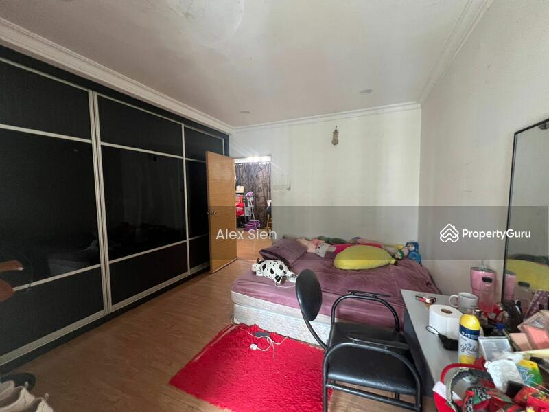 For Sale - The Embassy (Bangunan Duta Impian)