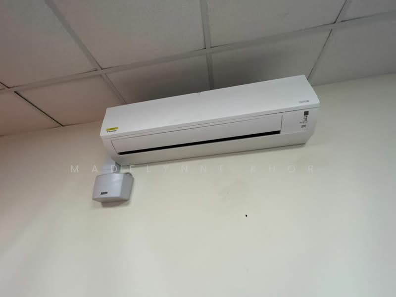 Office for Rent in Sungai Tiram (Bayan Lepas) - Madelynne Khor - Interior - PropertyGuru.com.my