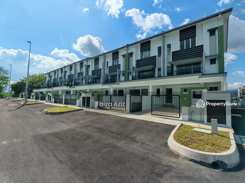 3-storey Terraced House for Sale in Batang Kali (Selangor) - Faiza Aziz - PropertyGuru.com.my