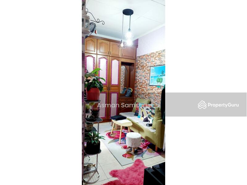 For Rent - Double Storey Jalan Adang For Rental In Bukit Jelutong Shah Alam