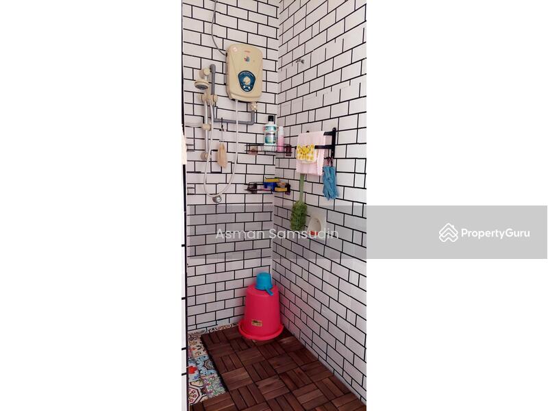 For Rent - Double Storey Jalan Adang For Rental In Bukit Jelutong Shah Alam