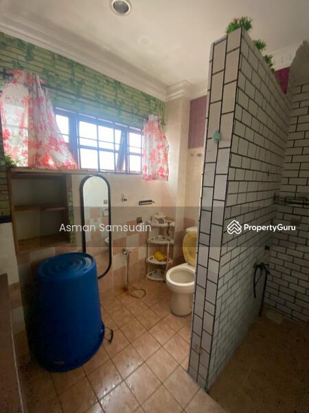 Untuk Disewa - Double Storey Jalan Adang For Rental In Bukit Jelutong Shah Alam