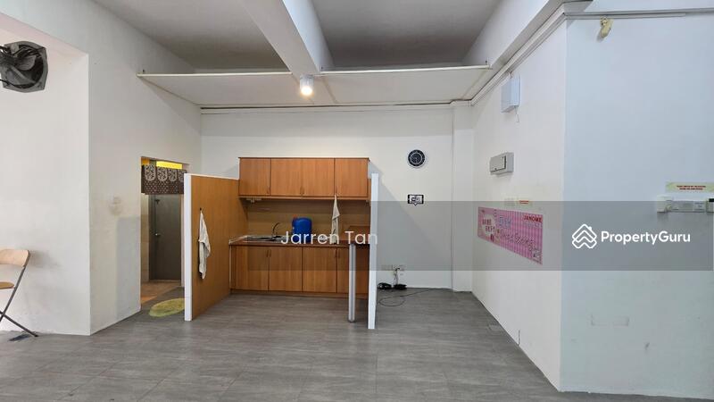 For Sale - Pusat Perdagangan Puchong Prima, Business Centre, Office with Lift