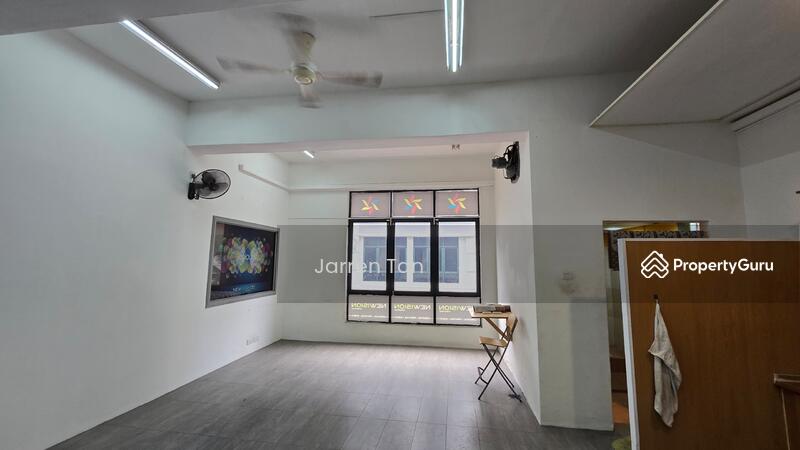 For Sale - Pusat Perdagangan Puchong Prima, Business Centre, Office with Lift