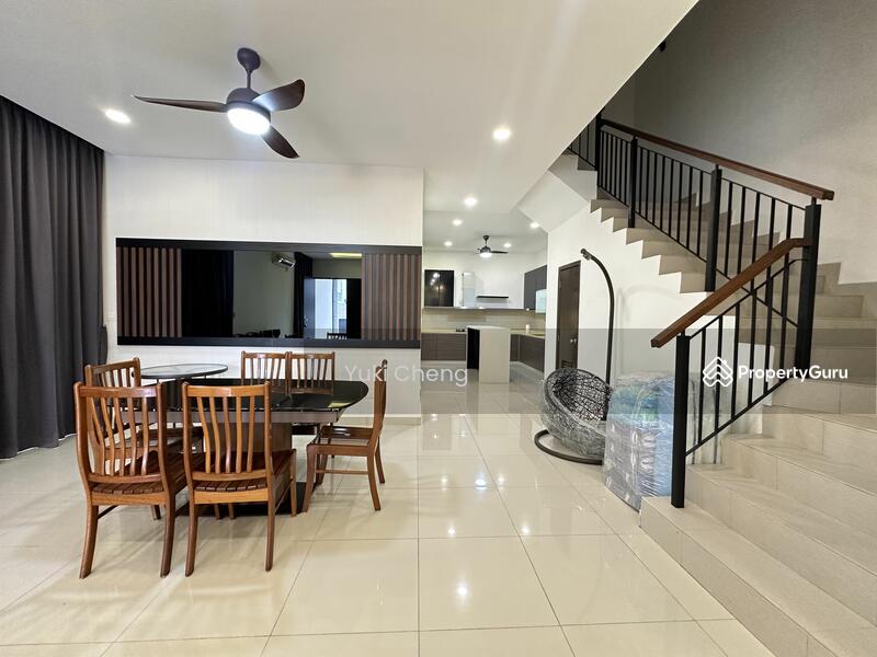 For Rent - Taman Seri Austin, Cluster 32x70, Renovated unit