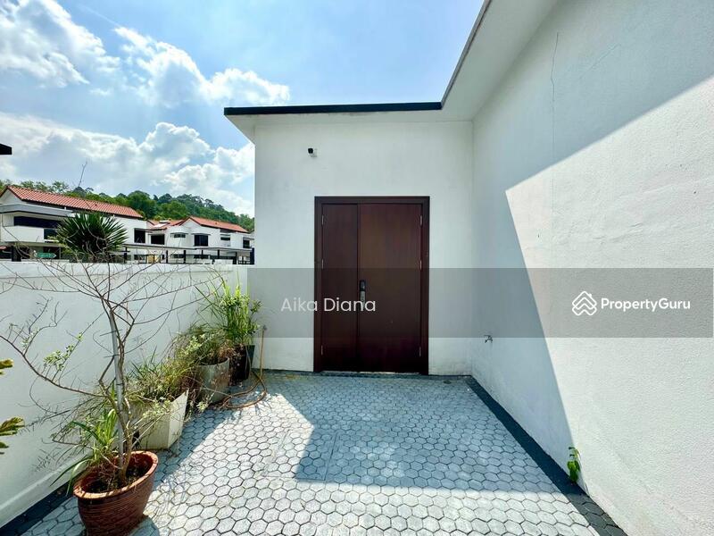 For Sale - RARE Bunglow Corner Lot Bukit Bandaraya