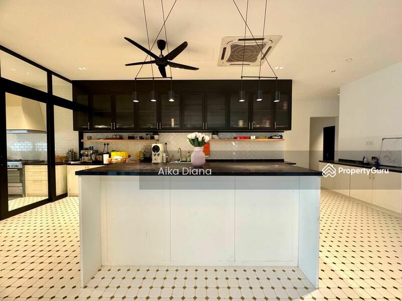 For Sale - RARE Bunglow Corner Lot Bukit Bandaraya