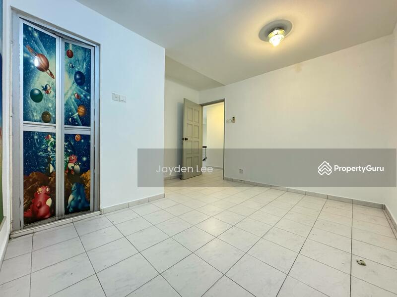 Untuk Dijual - Jalan Tempua Puchong Jaya