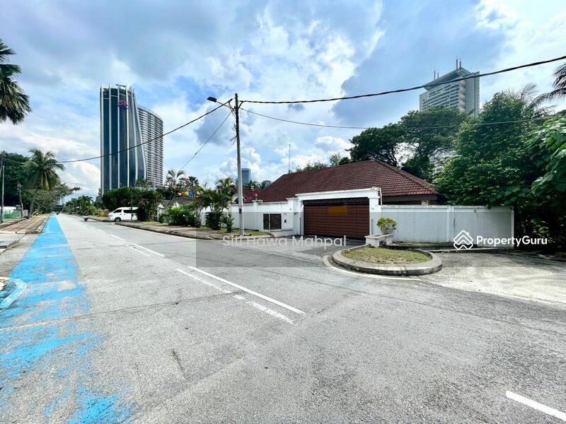 For Sale - Bungalow at Jalan Tun Razak