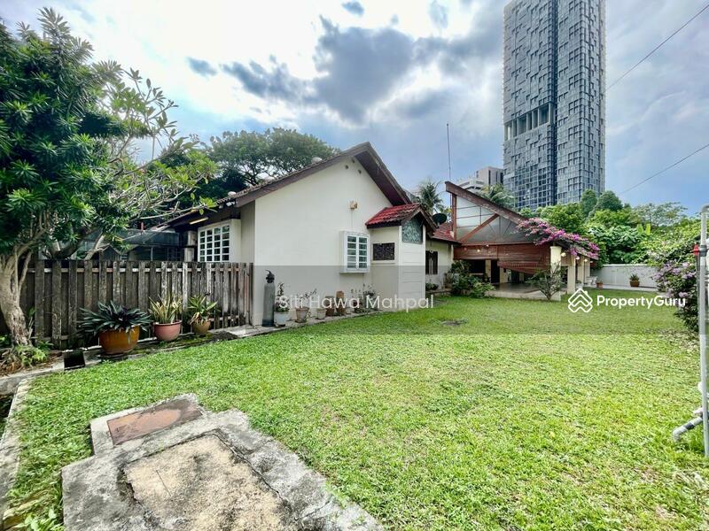For Sale - Bungalow at Jalan Tun Razak