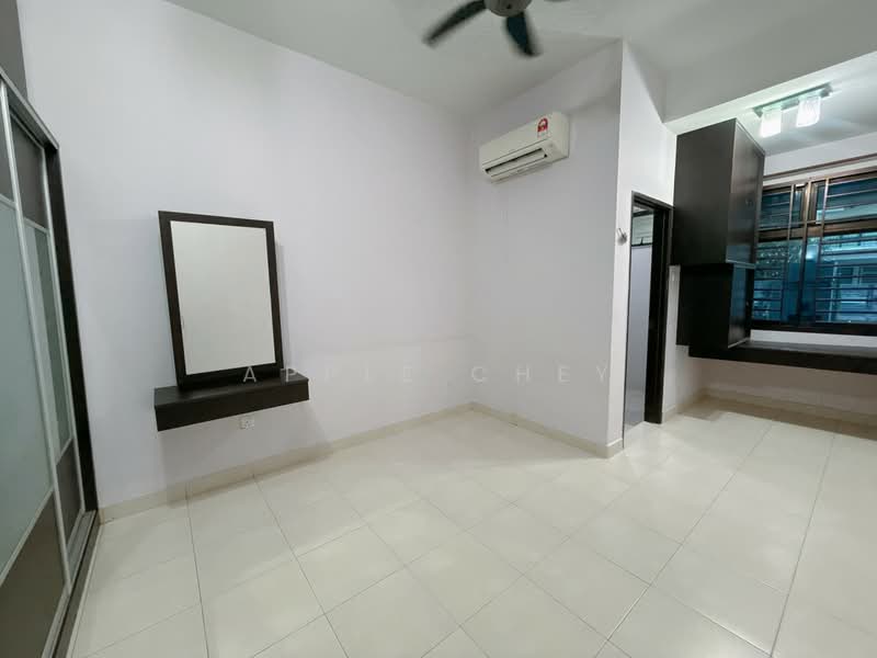 Rumah Teres 2 Tingkat untuk Dijual di Taman Redang (Johor Bahru) - Apple Chey - Interior - PropertyGuru.com.my
