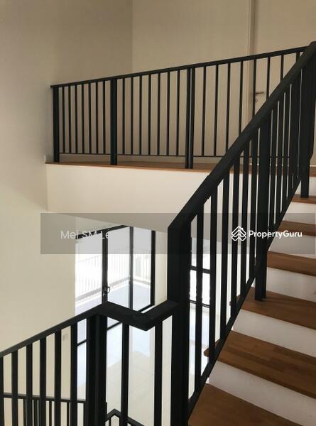 Twin Palms, Sungai Long