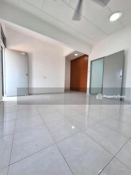 For Sale - Taman Megah