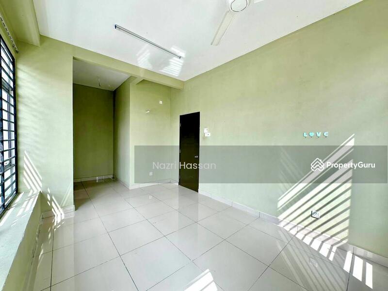 2-storey Terraced House for Sale in Shah Alam (Selangor) - Nazri Hassan - PropertyGuru.com.my