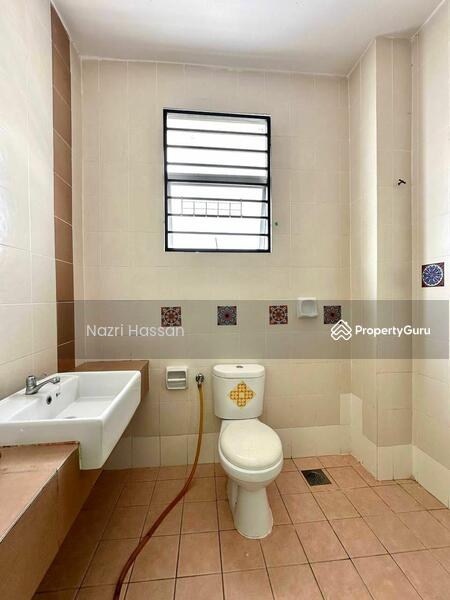 2-storey Terraced House for Sale in Shah Alam (Selangor) - Nazri Hassan - PropertyGuru.com.my