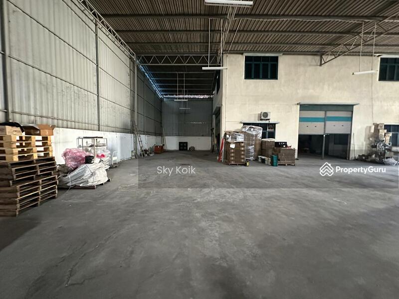 Untuk Disewa - Permatang Tinggi 1 half Storey SemiD Factory Rent