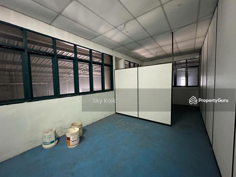 Untuk Disewa - Permatang Tinggi 1 half Storey SemiD Factory Rent