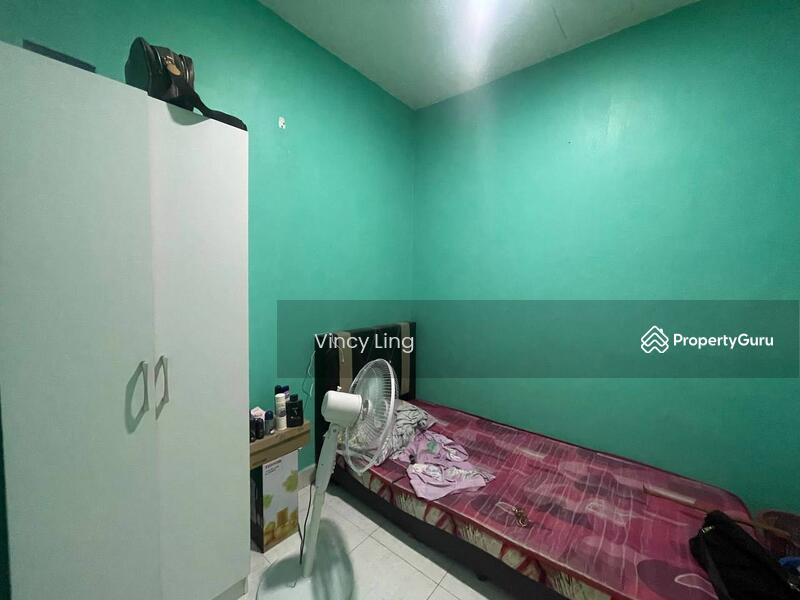 For Sale - Taman Larkin