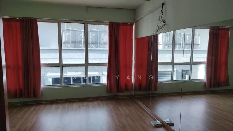 3rd floor 2nd room