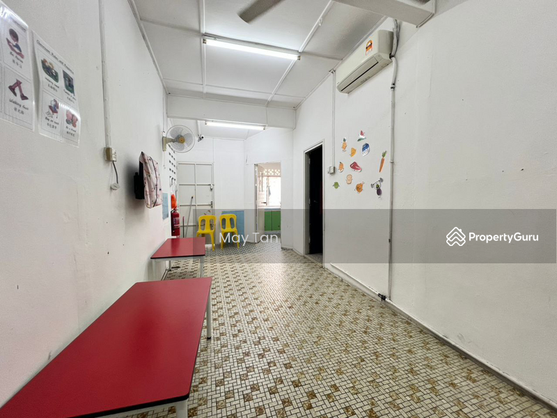 Rumah Teres 1 Tingkat untuk Dijual di Taman Ria (Kluang) - May Tan - PropertyGuru.com.my