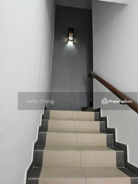 Untuk Dijual - Townhouse at Templer Suasana