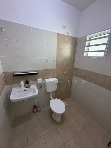 Rumah Teres 1 Tingkat untuk Dijual di Halaman Tualang Indah (Tanjong Tualang) - Kelvin Foo - Bathroom - PropertyGuru.com.my