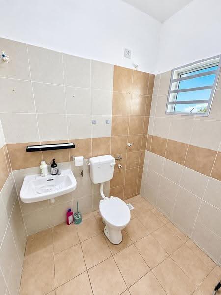 Rumah Teres 1-Tingkat untuk Dijual di Halaman Tualang Indah (Tanjong Tualang) - Kelvin Foo - Bathroom - PropertyGuru.com.my
