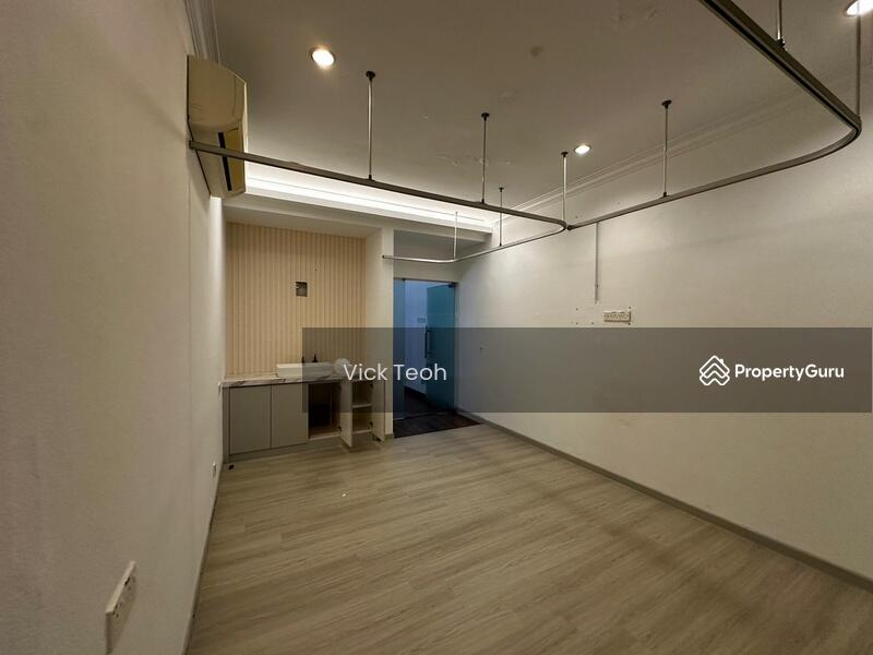 Untuk Disewa - 2 Storey Semi D Commercial Pulau Tikus