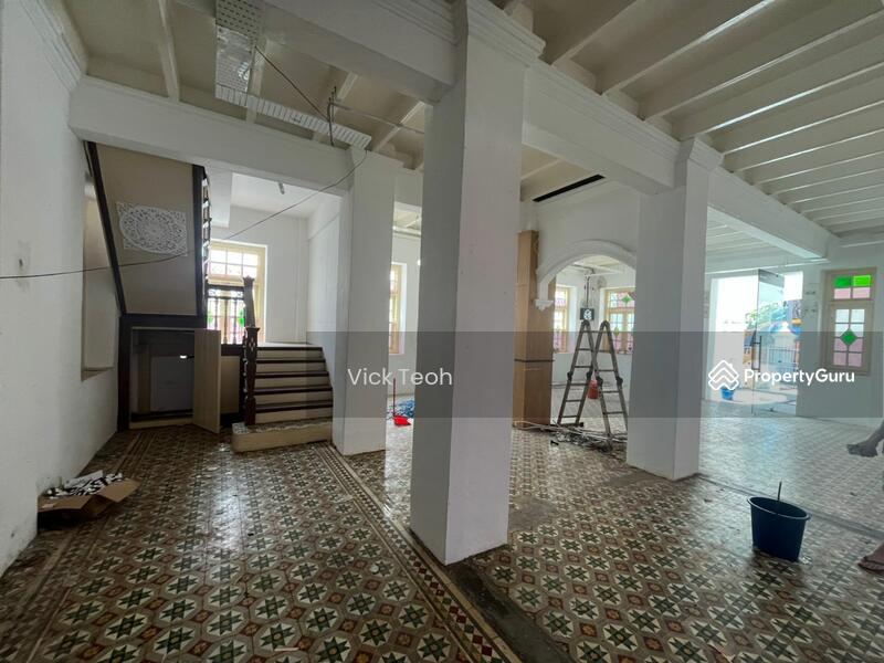 For Rent - Bungalow Commercial Kelawai Pulau Tikus