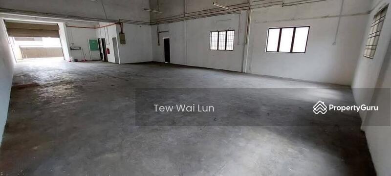 For Rent - 1.5 Storey Semi-D Factory For Rent At Pengkalan