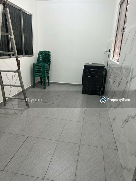 Untuk Disewa - taman setapak