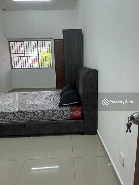 Untuk Disewa - taman setapak