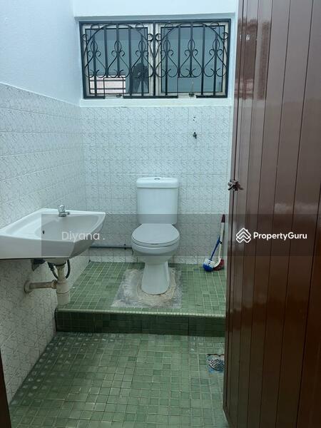 Untuk Disewa - taman setapak