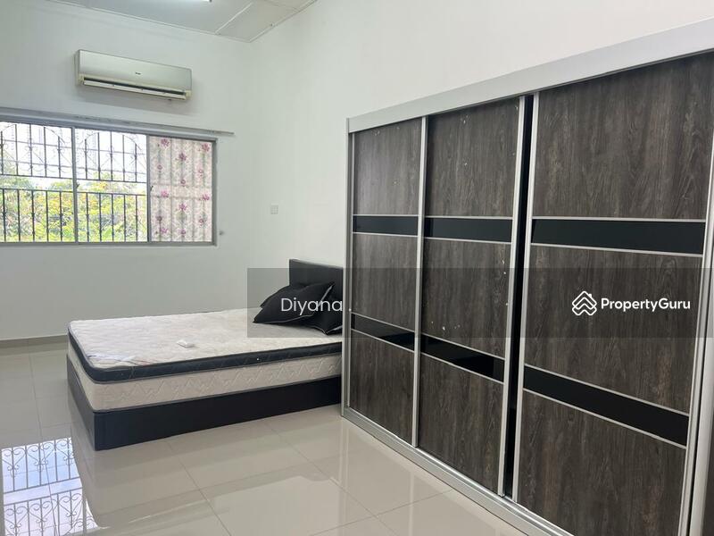 Untuk Disewa - taman setapak