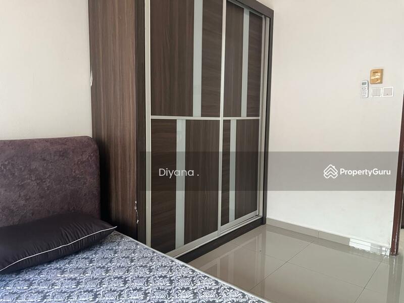 Untuk Disewa - taman setapak