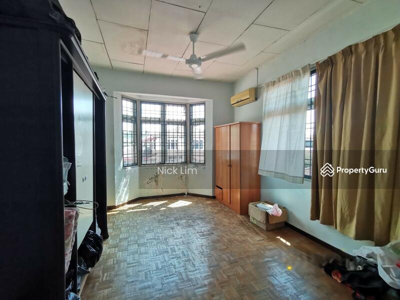 For Sale - 2 storey Terrace End Lot @ Alma