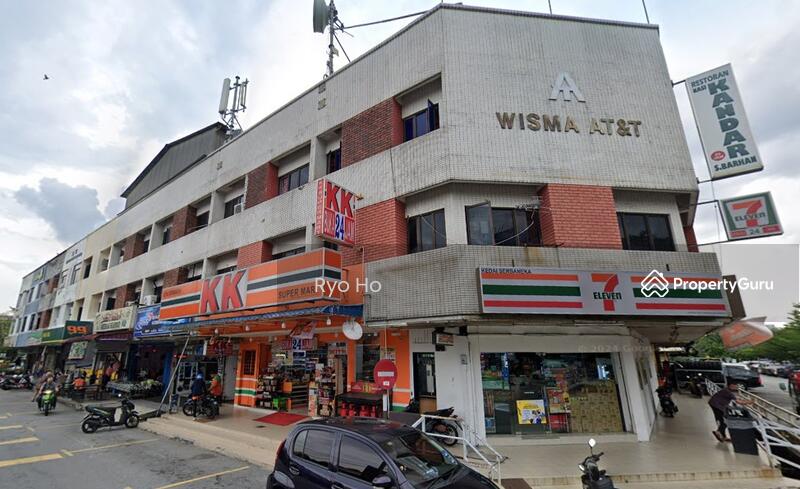 For Sale - Ampang 3 storey Corner shop ROI 5.3% Anchor Tenant