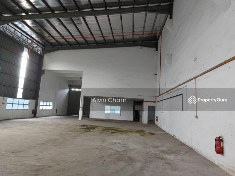 For Rent - Semi-D factory at Desa Cemerlang