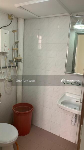 For Sale - Golden Showers (Kondo Ruby)