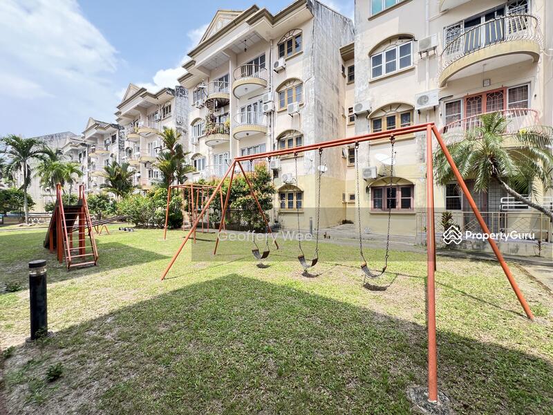 For Sale - Golden Showers (Kondo Ruby)