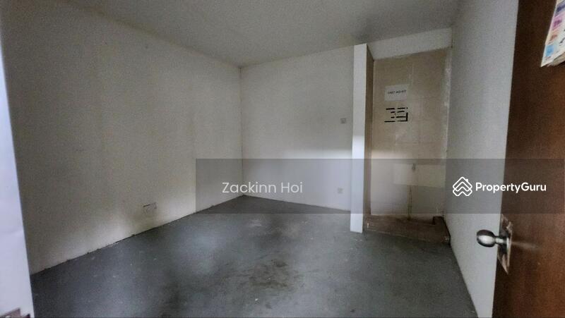 For Rent - 1.5 Sty Semi D Factory Corner Unit Taman Perindustrian Air Hitam Klang