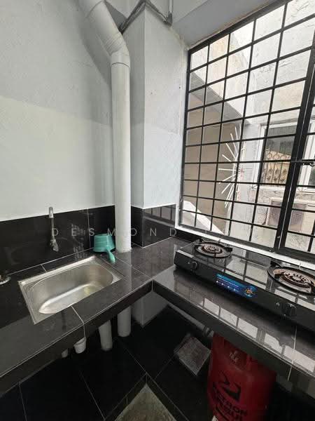 Kondominium untuk Disewa di Bukit Pandan Kondominium 1 - Desmond Low - Kitchen - PropertyGuru.com.my